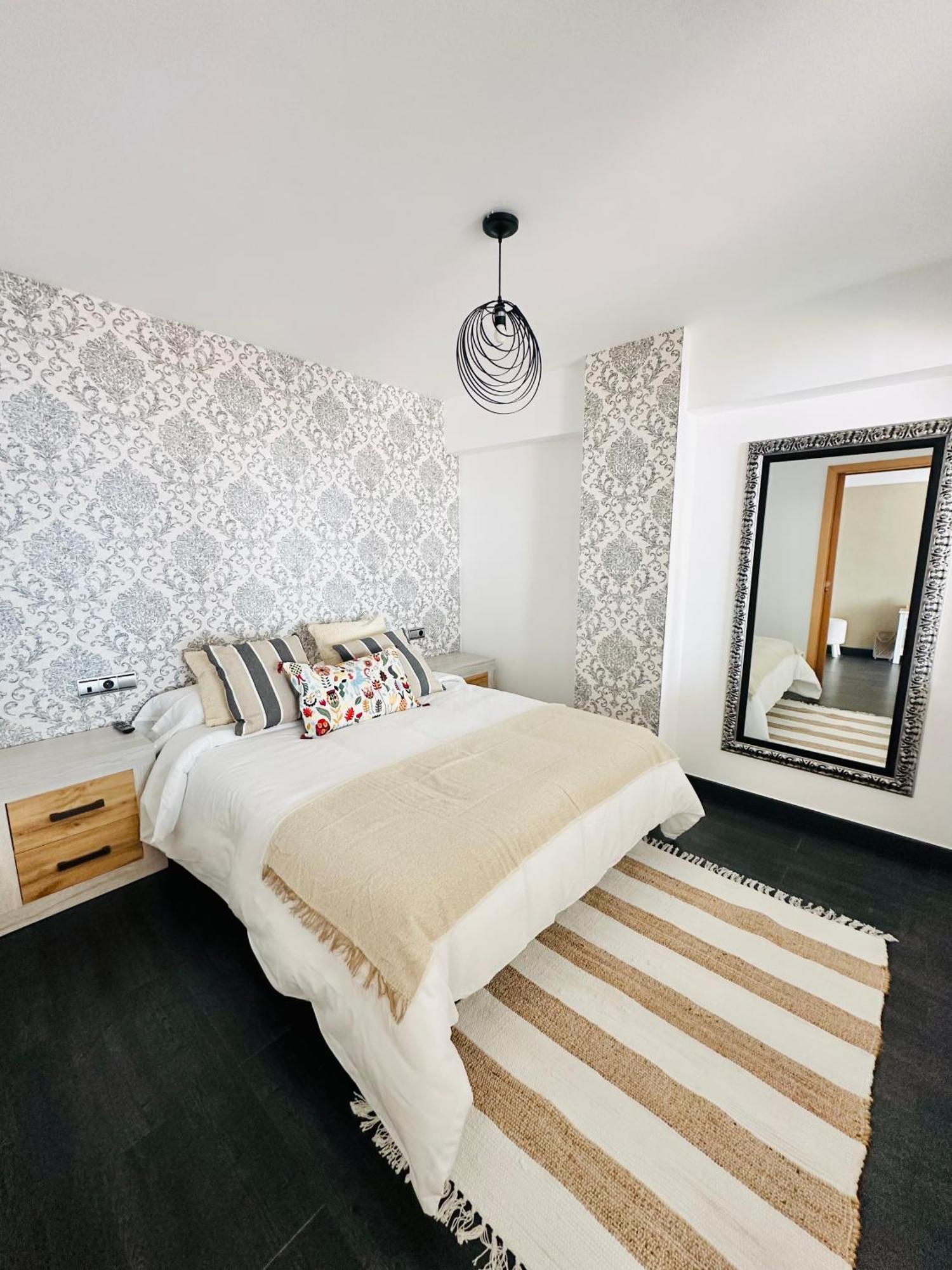 Frente A La Playa Apartamento Boutique En Marbella Exterior photo